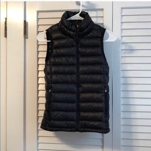Aritzia Vest